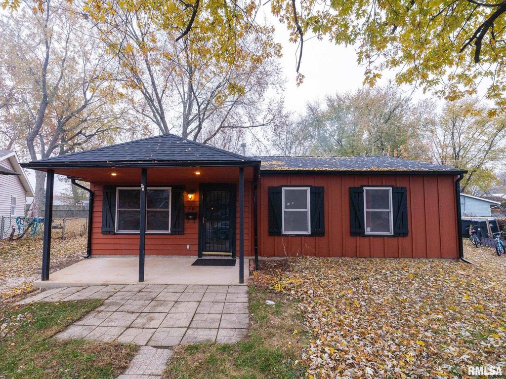 1610 KOCH Street, Pekin, IL 61554