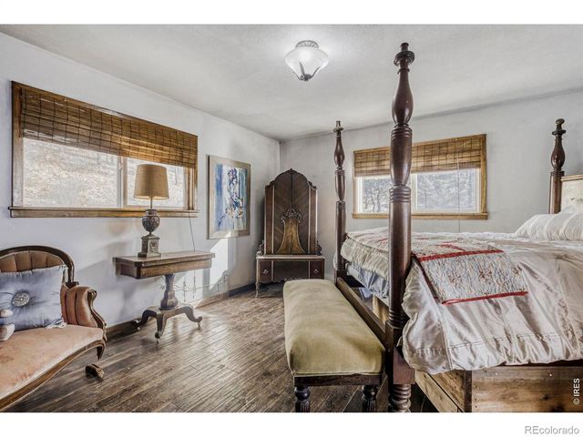 1042 Steamboat Valley Road, Lyons, CO 80540