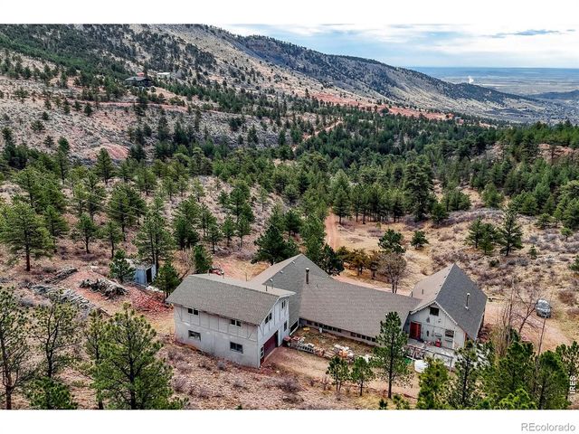 1042 Steamboat Valley Road, Lyons, CO 80540