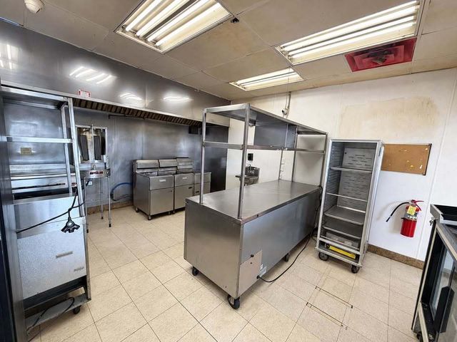 9305 S Halsted Street, Chicago, IL 60620