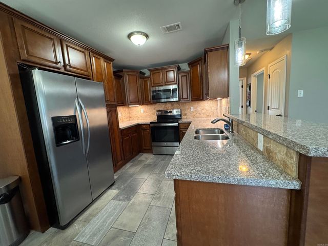 476 Bobwhite Hollow, Lonoke, AR 72086