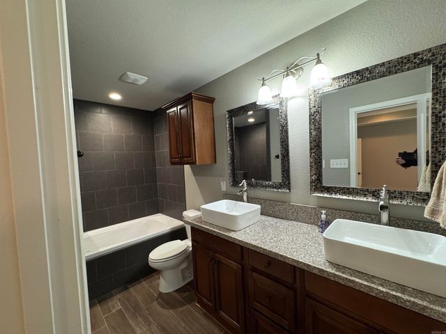 476 Bobwhite Hollow, Lonoke, AR 72086