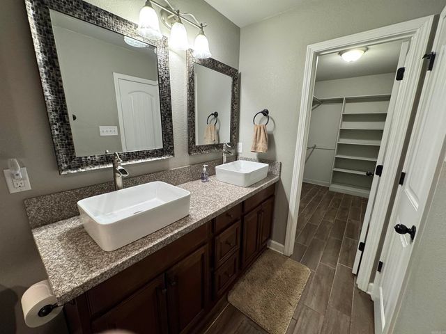 476 Bobwhite Hollow, Lonoke, AR 72086
