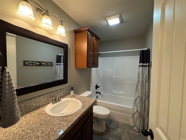 476 Bobwhite Hollow, Lonoke, AR 72086