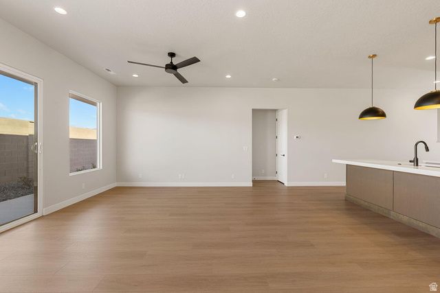 2405 PATRICIA DR, Santa Clara, UT 84765