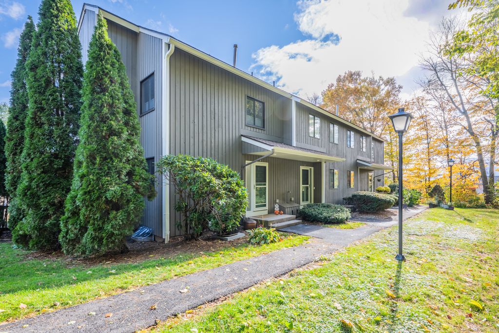 164 Brittany Farms Road A, New Britain, CT 06053