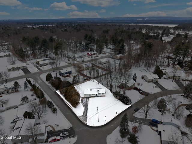 14 Coachman Drive, Milton, NY 12020