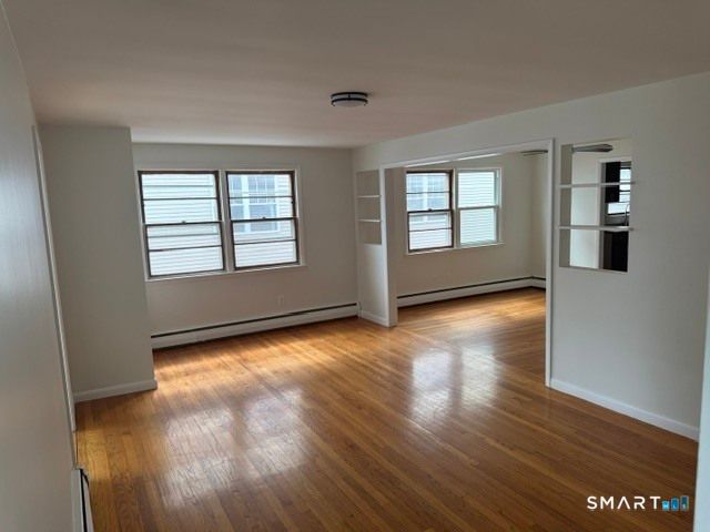 188 Edna Avenue 1, Bridgeport, CT 06610