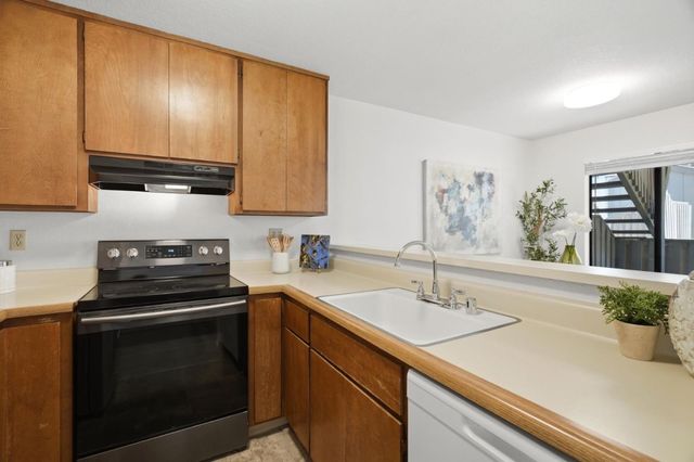 1248 Coyote Creek Place, San Jose, CA 95116