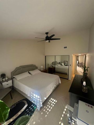 12885 Camino De La Breccia, San Diego, CA 92128