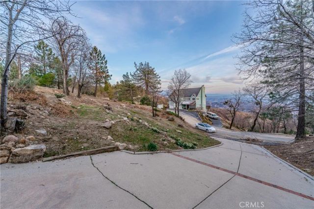 70 Panorama, Running Springs, CA 92382