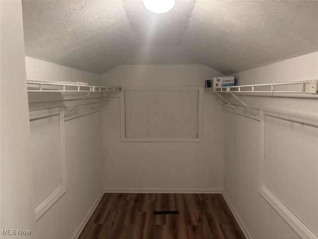 1353 Lake Martin Drive, Kent, OH 44240