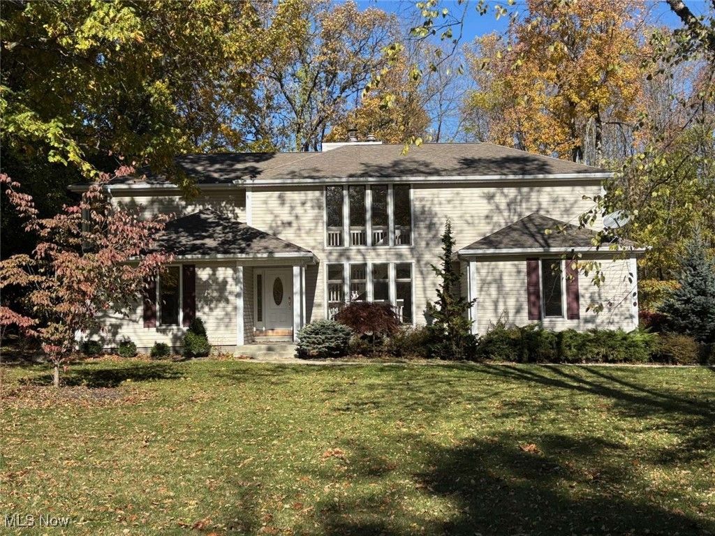 1353 Lake Martin Drive, Kent, OH 44240