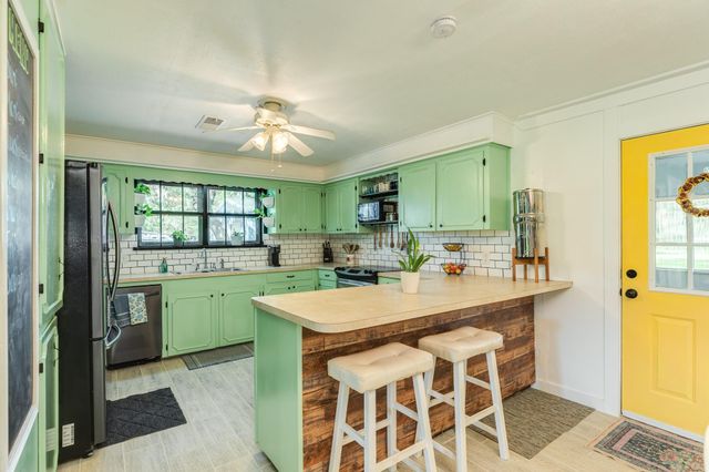 18792 Highway 35, Sweeny, TX 77480