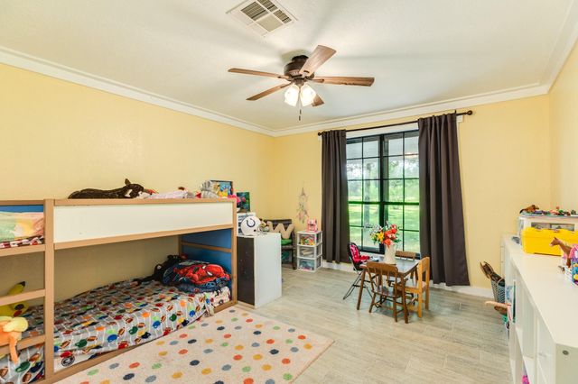 18792 Highway 35, Sweeny, TX 77480