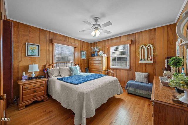 109 Crestview Drive, Durham, NC 27712