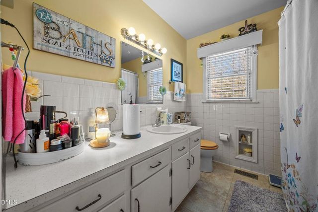 109 Crestview Drive, Durham, NC 27712