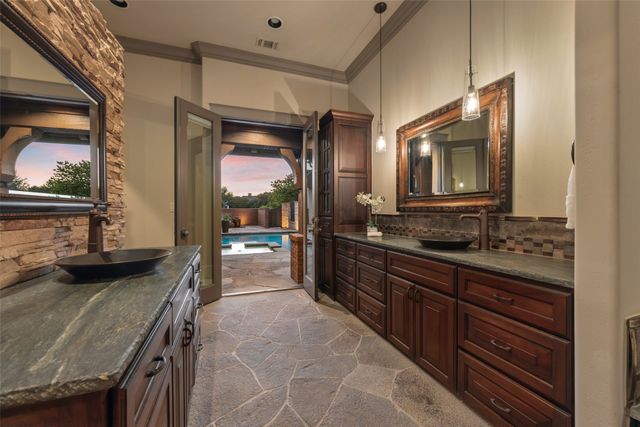 3516 Chimney Rock Drive, Flower Mound, TX 75022