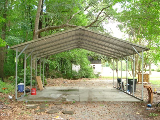41 Deerfield Lane, Dunn, NC 28334