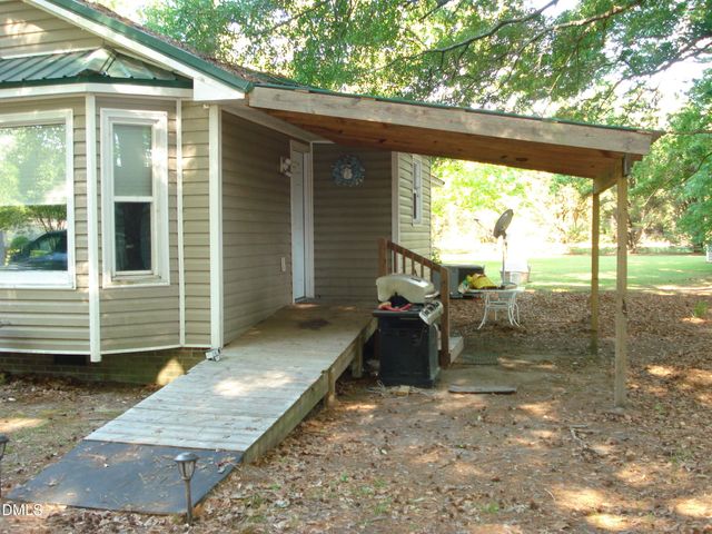 41 Deerfield Lane, Dunn, NC 28334