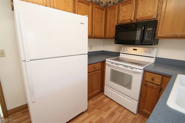 6694 Connecticut Colony Circle 47, Mentor, OH 44060