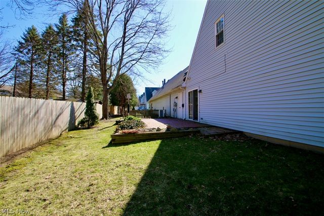 6694 Connecticut Colony Circle 47, Mentor, OH 44060