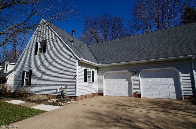 6694 Connecticut Colony Circle 47, Mentor, OH 44060