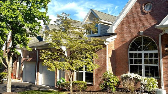 6 William Martin Way, Flemington, NJ 08822