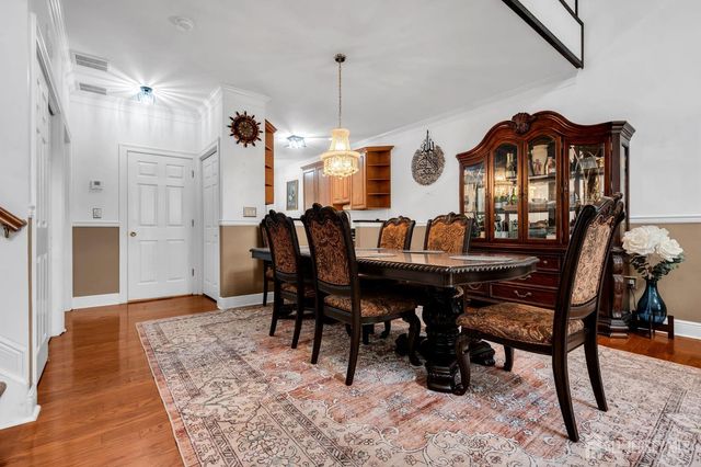 6 William Martin Way, Flemington, NJ 08822