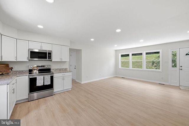 1355 PERRY, Winchester, VA 22602