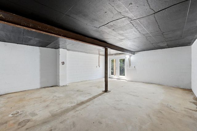 1355 PERRY, Winchester, VA 22602