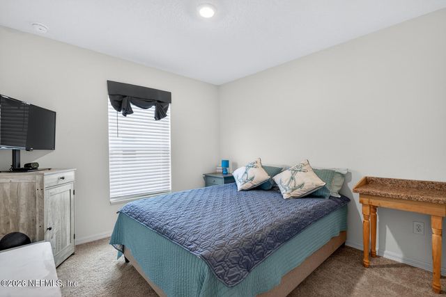 2 RADIUM Lane, Palm Coast, FL 32164