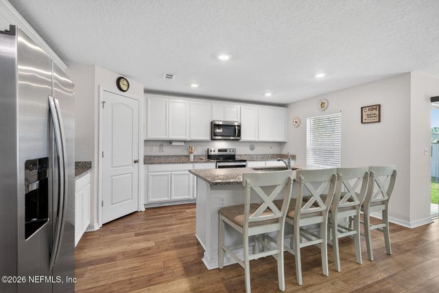 2 RADIUM Lane, Palm Coast, FL 32164