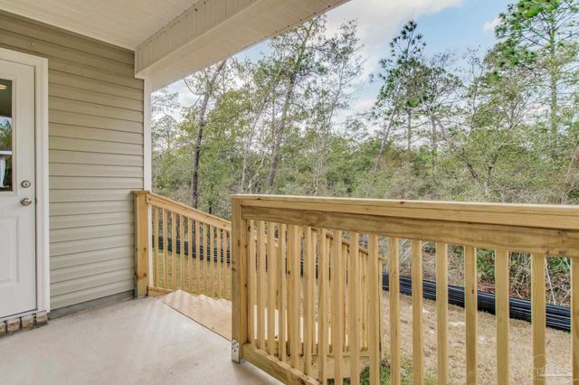 5601 Riviera Dr, Milton, FL 32583
