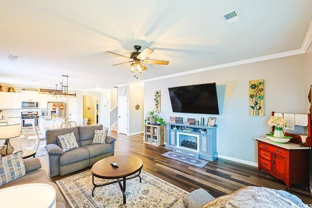 207 Long Leaf Pine Dr., Conway, SC 29526