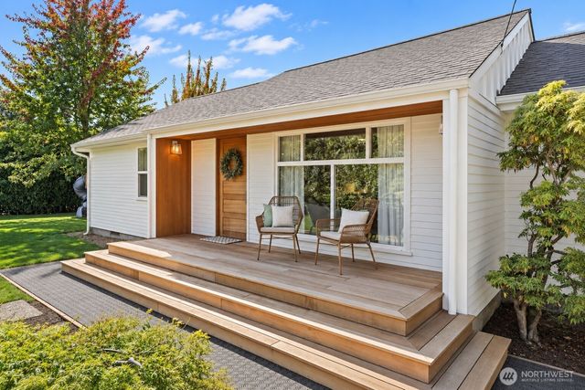 3416 Elwood Drive W, University Place, WA 98466