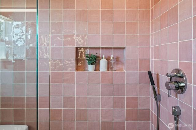 3416 Elwood Drive W, University Place, WA 98466
