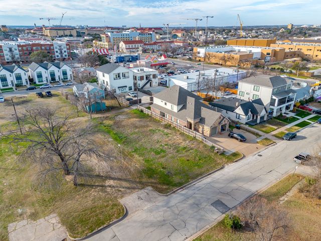 3124 Frazier Avenue, Fort Worth, TX 76110