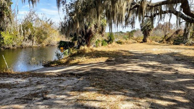 5308 OLD HICKORY LANE, Fruitland Park, FL 34731