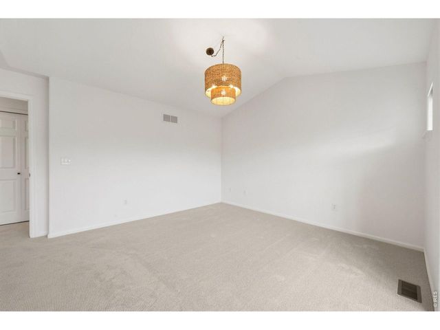 2215 Watersong Cir, Longmont, CO 80504