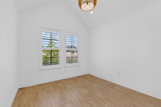 10813 Alta Sierra Drive, Benbrook, TX 76126