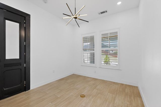 10813 Alta Sierra Drive, Benbrook, TX 76126