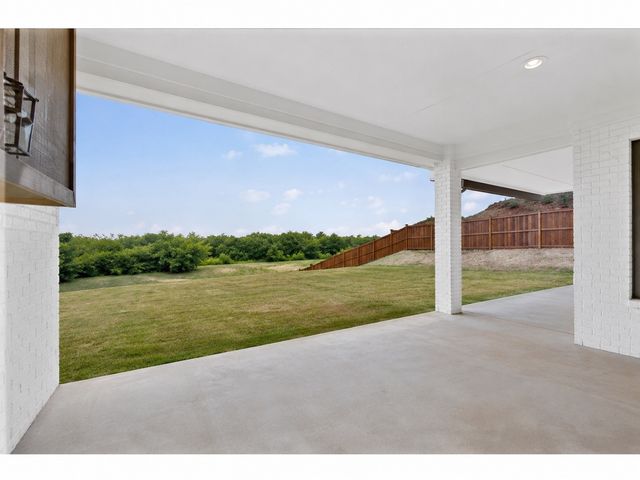 10813 Alta Sierra Drive, Benbrook, TX 76126