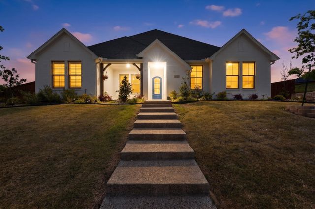 10813 Alta Sierra Drive, Benbrook, TX 76126