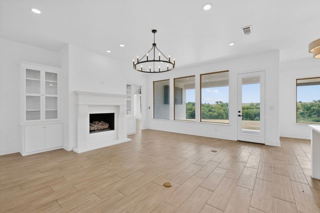10813 Alta Sierra Drive, Benbrook, TX 76126