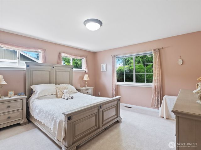 2003 Buttercup Drive, Lynden, WA 98264