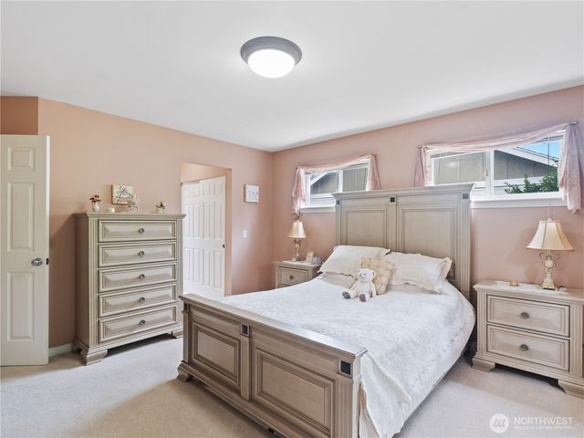 2003 Buttercup Drive, Lynden, WA 98264
