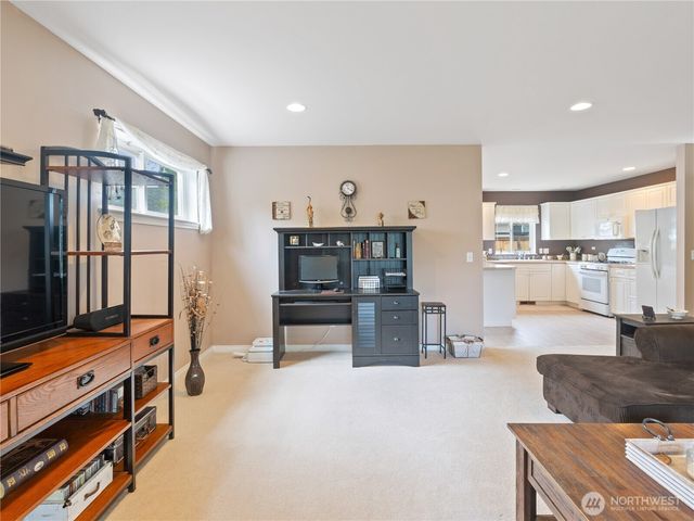 2003 Buttercup Drive, Lynden, WA 98264