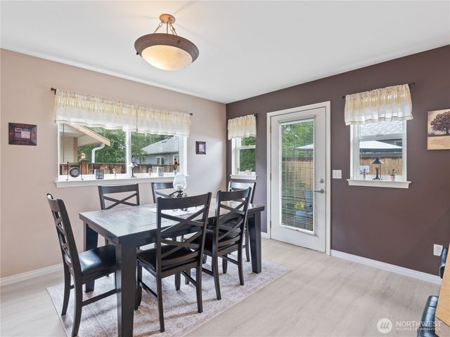2003 Buttercup Drive, Lynden, WA 98264