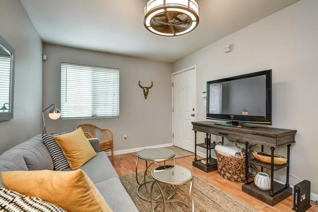 210 Sampson NE Street 5, Atlanta, GA 30312